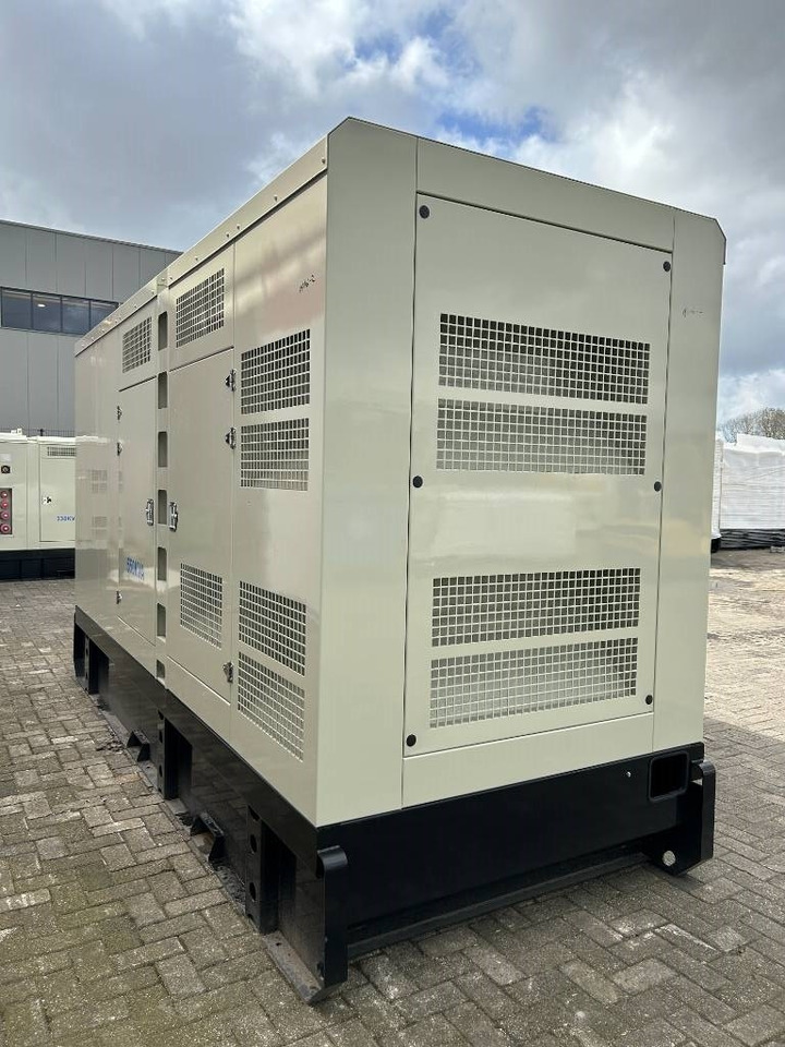 Cummins QSZ13-G13 - 550 kVA Generator - DPX-19846 - Elektrinis generatorius: foto 2 Cummins QSZ13-G13 - 550 kVA Generator - DPX-19846 - Elektrinis generatorius: foto 2