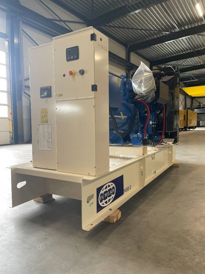 FG Wilson P450-3 - 450 kVA Open Genset - DPX-16018-O - Elektrinis generatorius: foto 3 FG Wilson P450-3 - 450 kVA Open Genset - DPX-16018-O - Elektrinis generatorius: foto 3