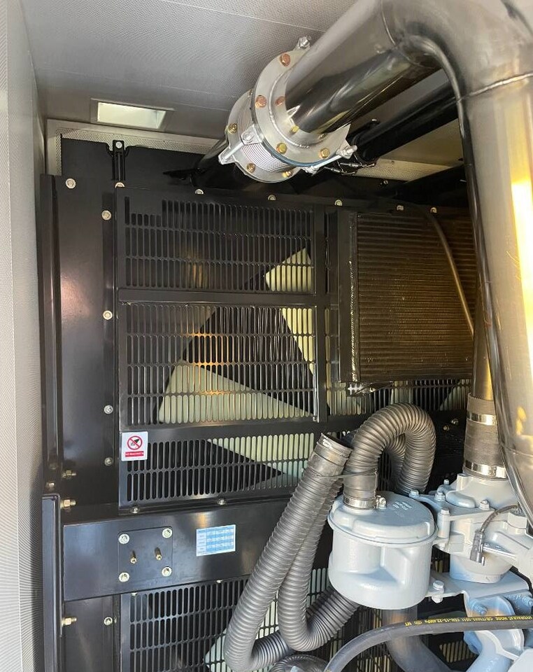 Perkins 4012-46TAG2A - 1.650 kVA Generator - DPX-19823 - Elektrinis generatorius: foto 4 Perkins 4012-46TAG2A - 1.650 kVA Generator - DPX-19823 - Elektrinis generatorius: foto 4