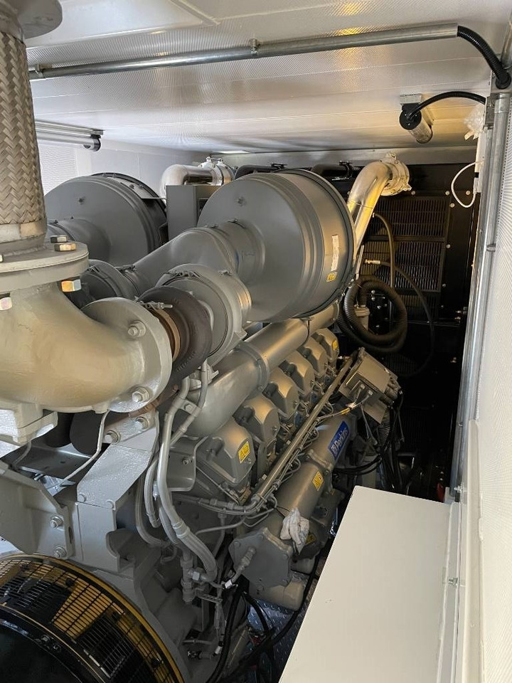 Elektrinis generatorius Perkins 4012-46TAG2A - 1.650 kVA Generator - DPX-19823: foto 15