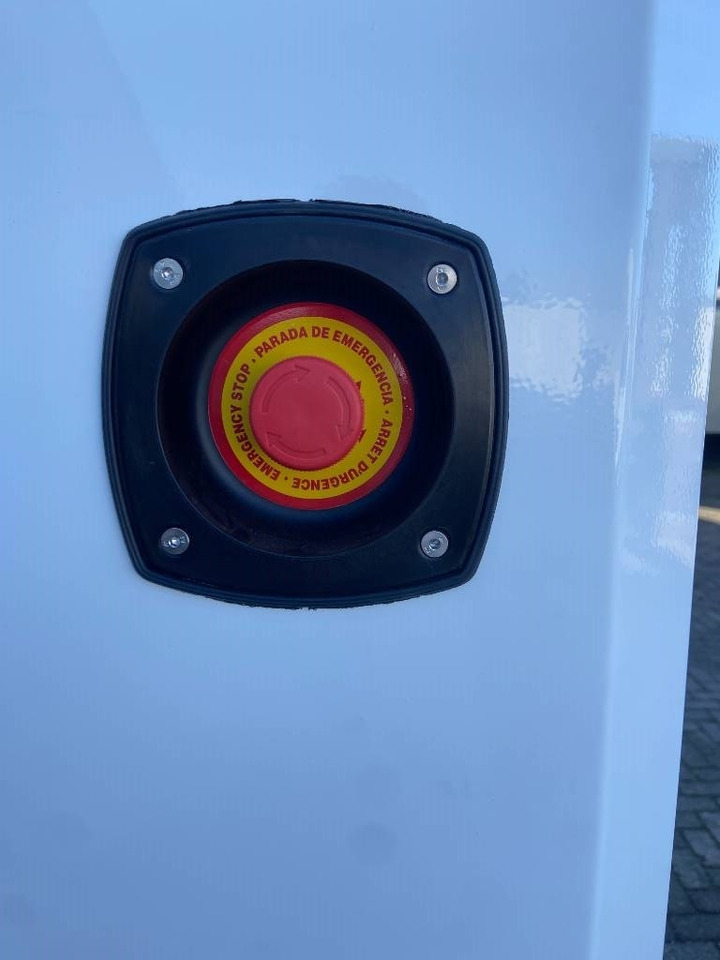 Nauja Elektrinis generatorius Volvo TAD882GE - 275 kVA Stage V Generator - DPX-19029: foto 26