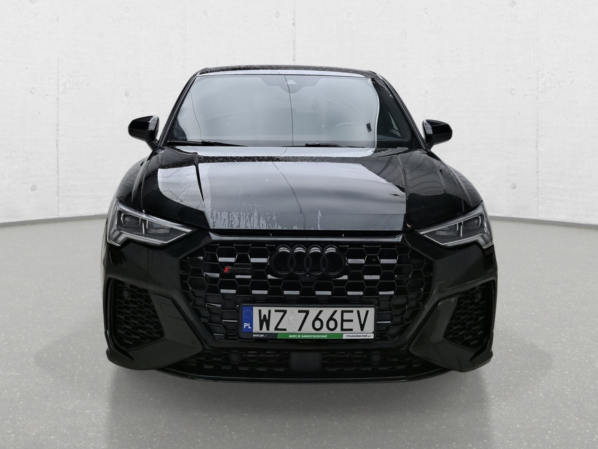 AUDI RS Q3 SPORTBACK SUV - Visureigis: foto 3 AUDI RS Q3 SPORTBACK SUV - Visureigis: foto 3