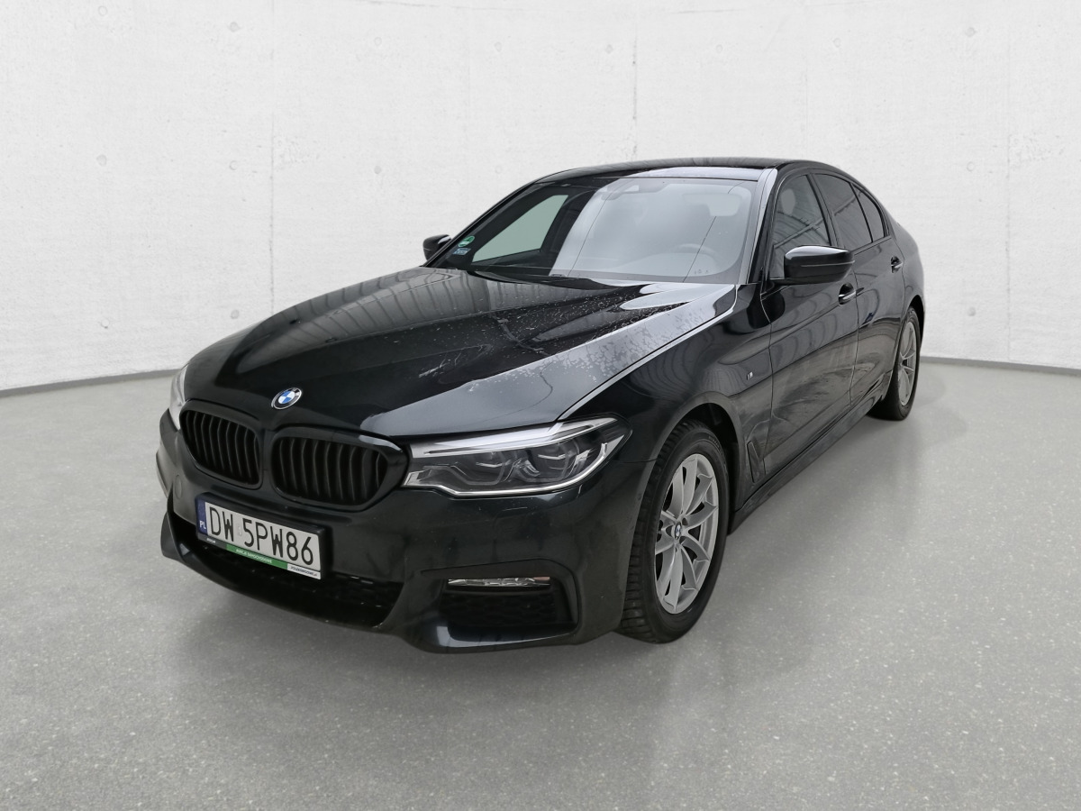 BMW 520D XDRIVE SEDAN - Lengvasis automobilis: foto 4 BMW 520D XDRIVE SEDAN - Lengvasis automobilis: foto 4