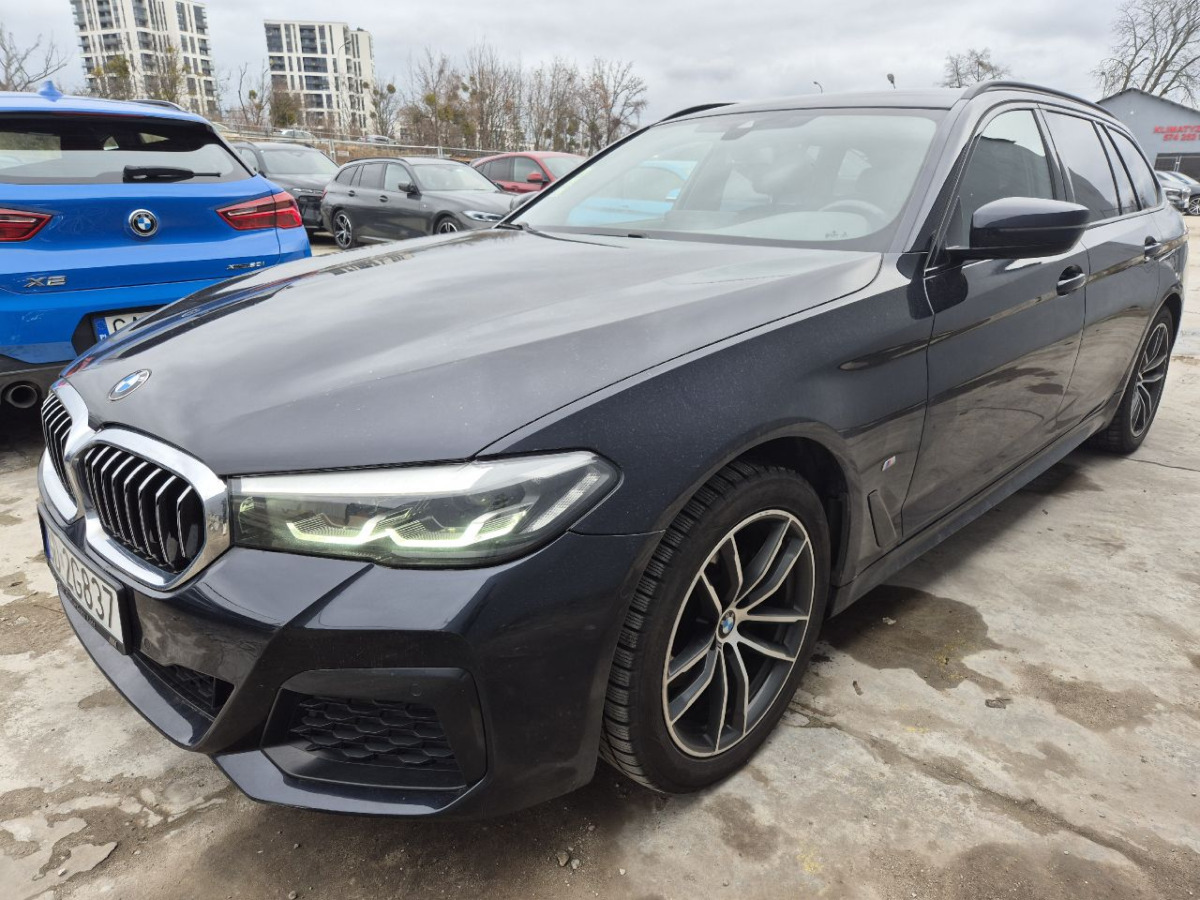 BMW 520d xDrive mHEV M Sport KOMBI - Lengvasis automobilis: foto 2 BMW 520d xDrive mHEV M Sport KOMBI - Lengvasis automobilis: foto 2