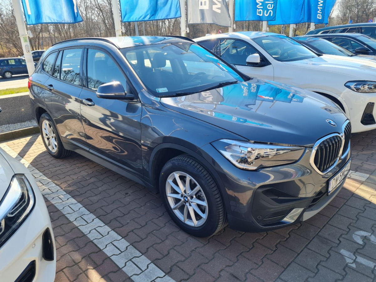 BMW X1 SUV - Visureigis: foto 1 BMW X1 SUV - Visureigis: foto 1