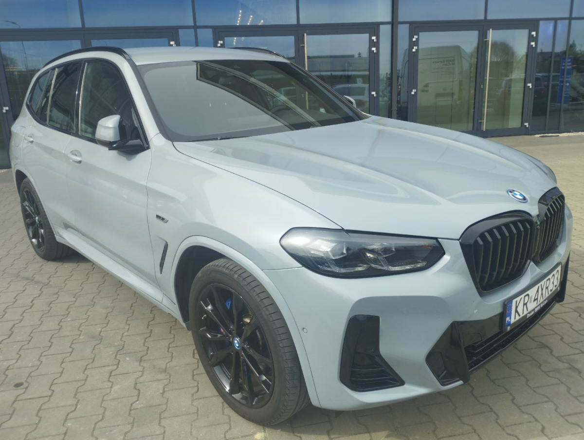 BMW X3 xDrive30e M Sport SUV - Lengvasis automobilis: foto 1 BMW X3 xDrive30e M Sport SUV - Lengvasis automobilis: foto 1