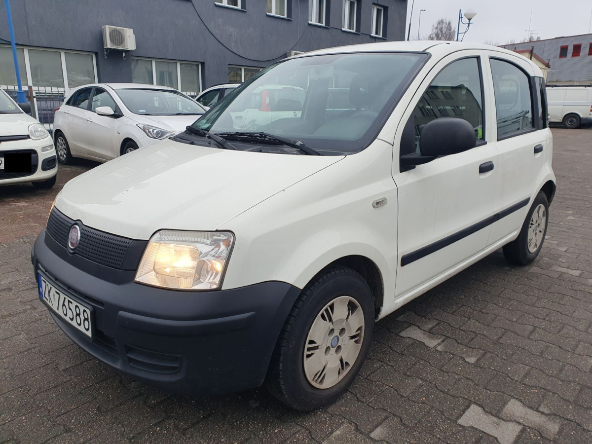FIAT PANDA HATCHBACK - Hečbekas: foto 2 FIAT PANDA HATCHBACK - Hečbekas: foto 2
