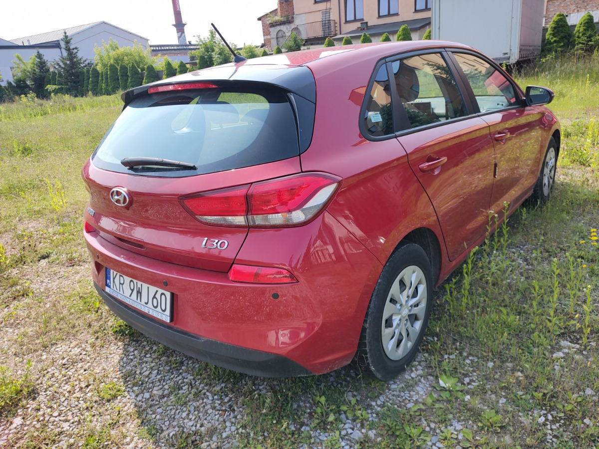 HYUNDAI I30 HATCHBACK - Hečbekas: foto 4 HYUNDAI I30 HATCHBACK - Hečbekas: foto 4