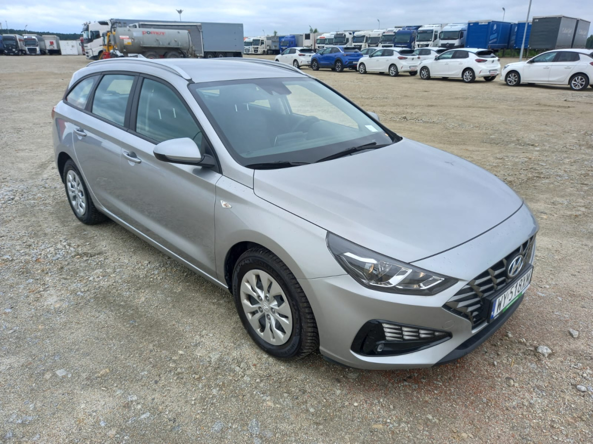 HYUNDAI I30 SUV - Visureigis: foto 1 HYUNDAI I30 SUV - Visureigis: foto 1