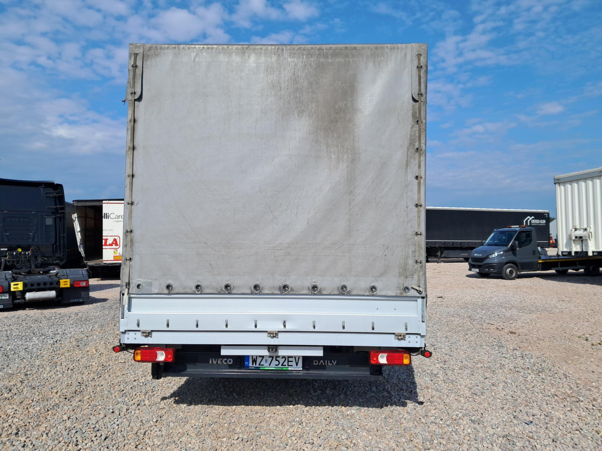 IVECO 35S18 PLANDEKA - Tentinis mikroautobusas: foto 5 IVECO 35S18 PLANDEKA - Tentinis mikroautobusas: foto 5
