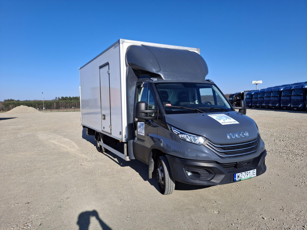 IVECO DAILY 50C18 KONTENER Z WINDĄ - Furgonas sunkvežimis: foto 1 IVECO DAILY 50C18 KONTENER Z WINDĄ - Furgonas sunkvežimis: foto 1
