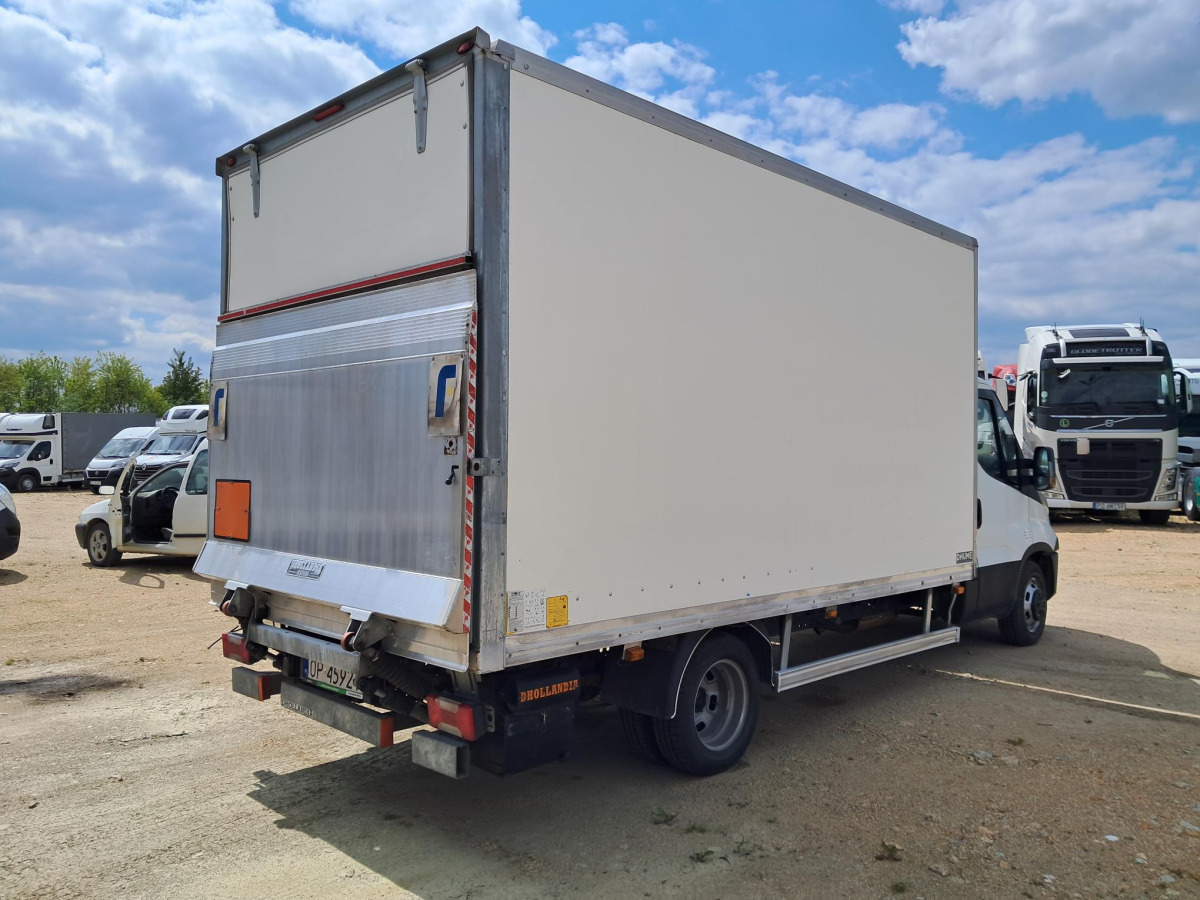 IVECO DAILY KONTENER Z WINDĄ - Furgonas su krovinių dėže: foto 4 IVECO DAILY KONTENER Z WINDĄ - Furgonas su krovinių dėže: foto 4