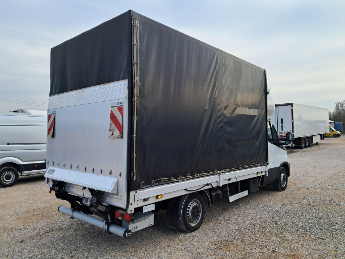 IVECO PLANDEKA Z WINDĄ - Tentinis mikroautobusas: foto 5 IVECO PLANDEKA Z WINDĄ - Tentinis mikroautobusas: foto 5