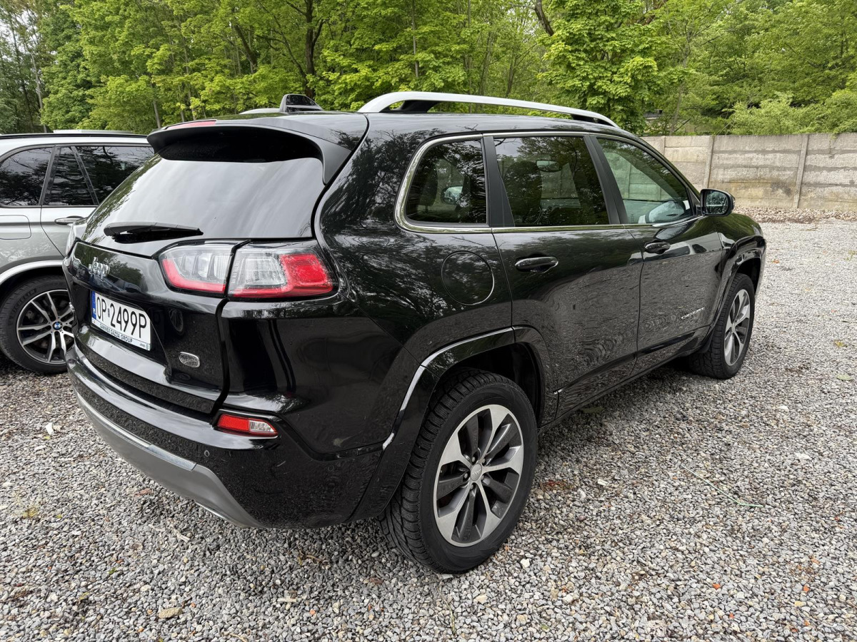 JEEP CHEROKEE OVERLAND 2.0 TURBO AWD AT SUV USZKODZONY SILNIK - Visureigis: foto 3 JEEP CHEROKEE OVERLAND 2.0 TURBO AWD AT SUV USZKODZONY SILNIK - Visureigis: foto 3