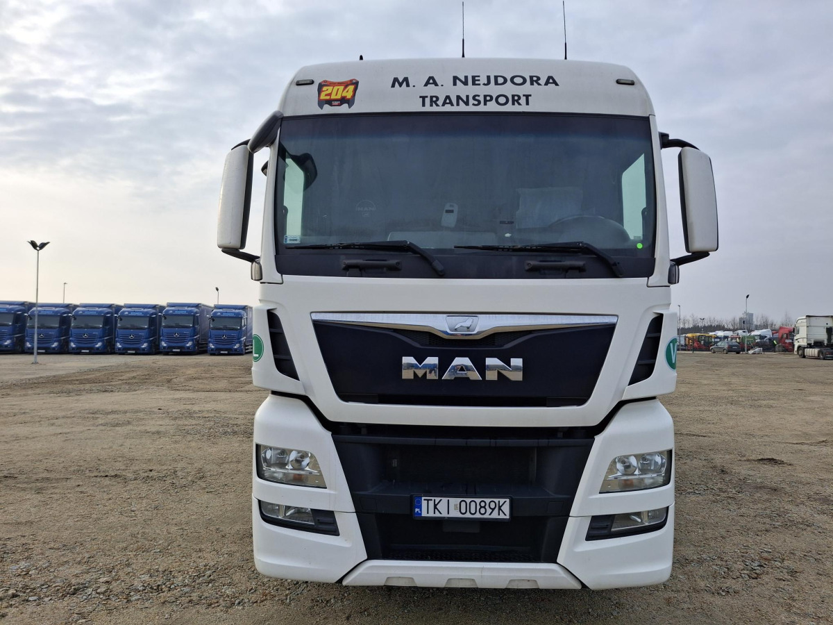 MAN TGX 18.400 SOLÓWKA - Tentinis sunkvežimis: foto 3 MAN TGX 18.400 SOLÓWKA - Tentinis sunkvežimis: foto 3