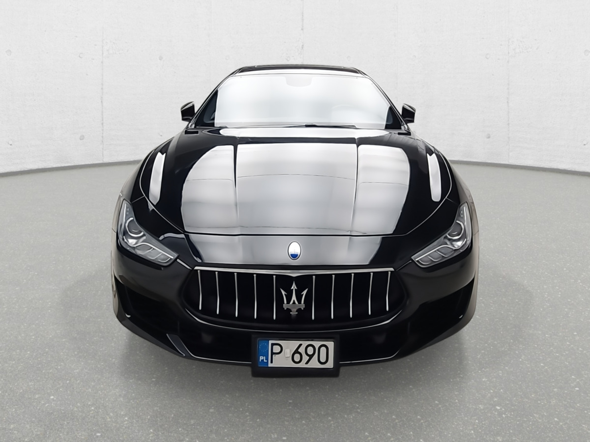 MASERATI GHIBLI SEDAN - Lengvasis automobilis: foto 3 MASERATI GHIBLI SEDAN - Lengvasis automobilis: foto 3