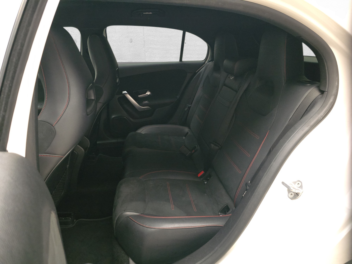 Hečbekas MERCEDES BENZ A 200 HATCHBACK: foto 13