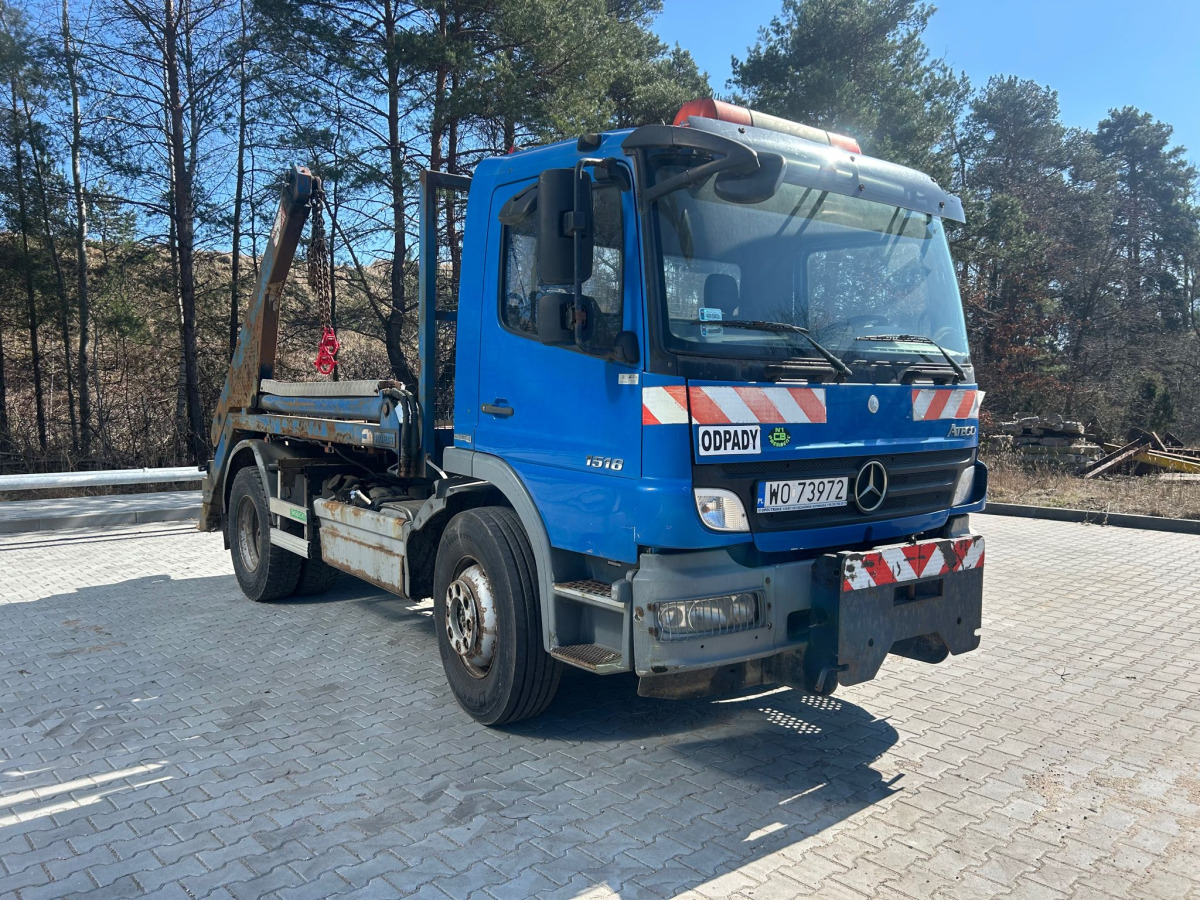 MERCEDES BENZ ATEGO HAKOWIEC - Hook-lift sunkvežimis: foto 1 MERCEDES BENZ ATEGO HAKOWIEC - Hook-lift sunkvežimis: foto 1