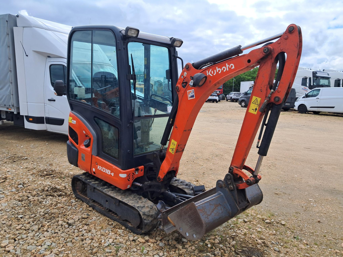 Minikoparka gąsienicowa - KUBOTA KX018-4 - Mini ekskavatorius: foto 1 Minikoparka gąsienicowa - KUBOTA KX018-4 - Mini ekskavatorius: foto 1