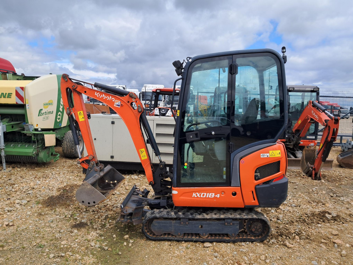 Minikoparka gąsienicowa - KUBOTA KX018-4 - Mini ekskavatorius: foto 4 Minikoparka gąsienicowa - KUBOTA KX018-4 - Mini ekskavatorius: foto 4
