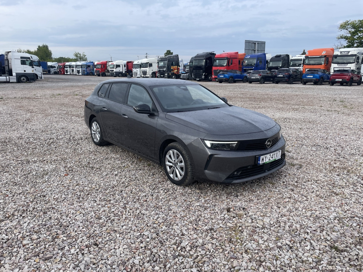 OPEL ASTRA KOMBI - Lengvasis automobilis: foto 1 OPEL ASTRA KOMBI - Lengvasis automobilis: foto 1