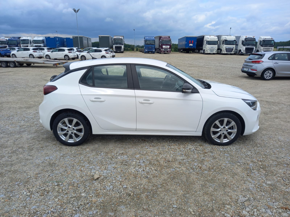 OPEL CORSA HATCHBACK - Hečbekas: foto 4 OPEL CORSA HATCHBACK - Hečbekas: foto 4