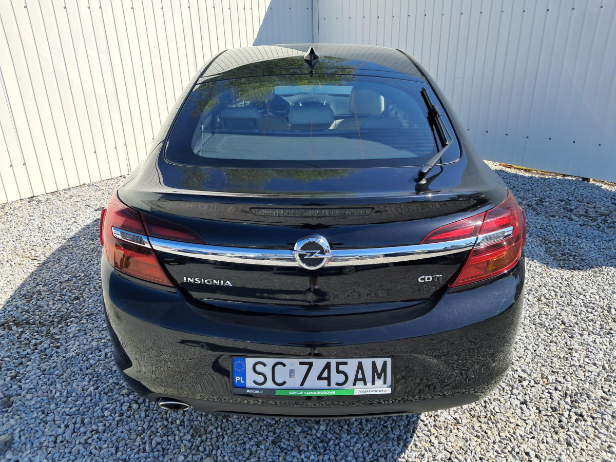 OPEL INSIGNIA HATCHBACK - Hečbekas: foto 5 OPEL INSIGNIA HATCHBACK - Hečbekas: foto 5