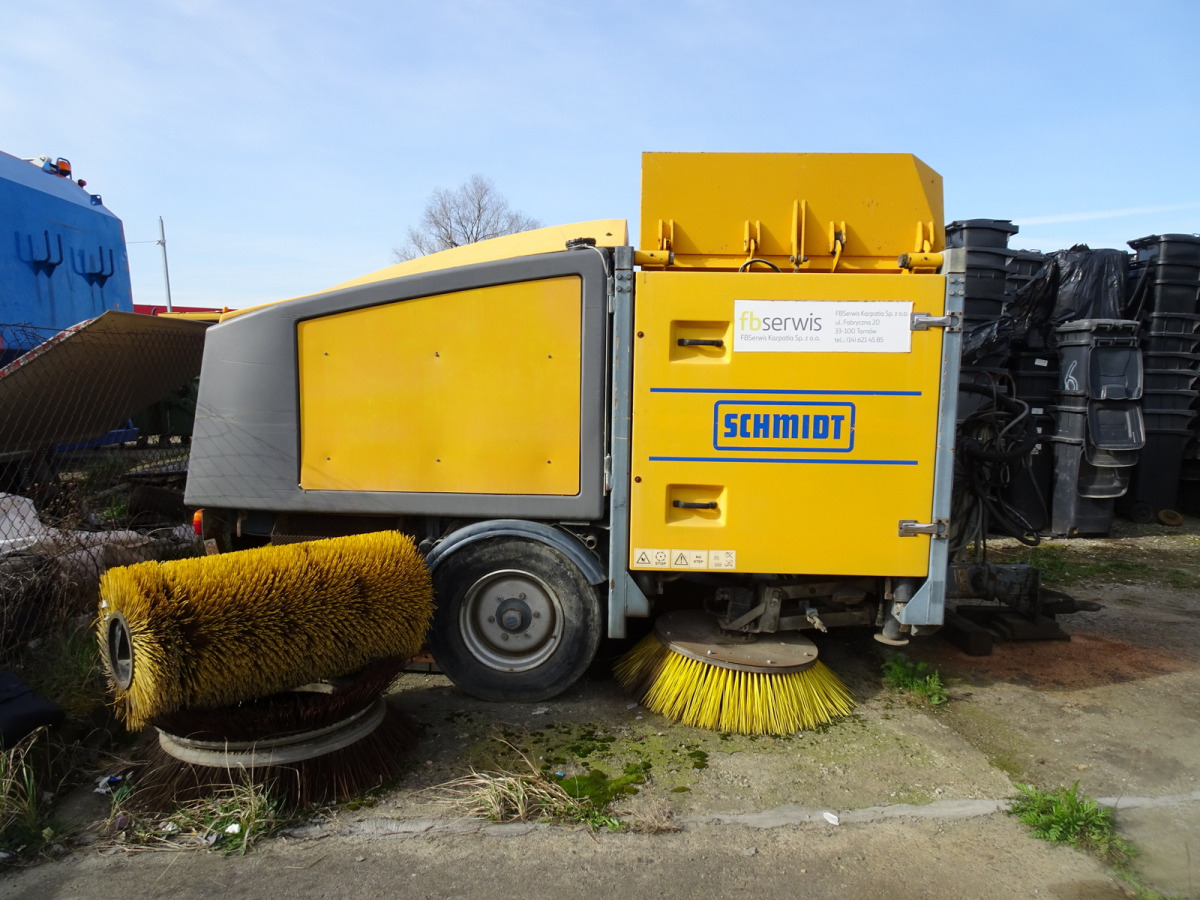 SCHMIDT WASA 300 ZAMIATARKA CIĄGNIONA - Priekaba: foto 1 SCHMIDT WASA 300 ZAMIATARKA CIĄGNIONA - Priekaba: foto 1