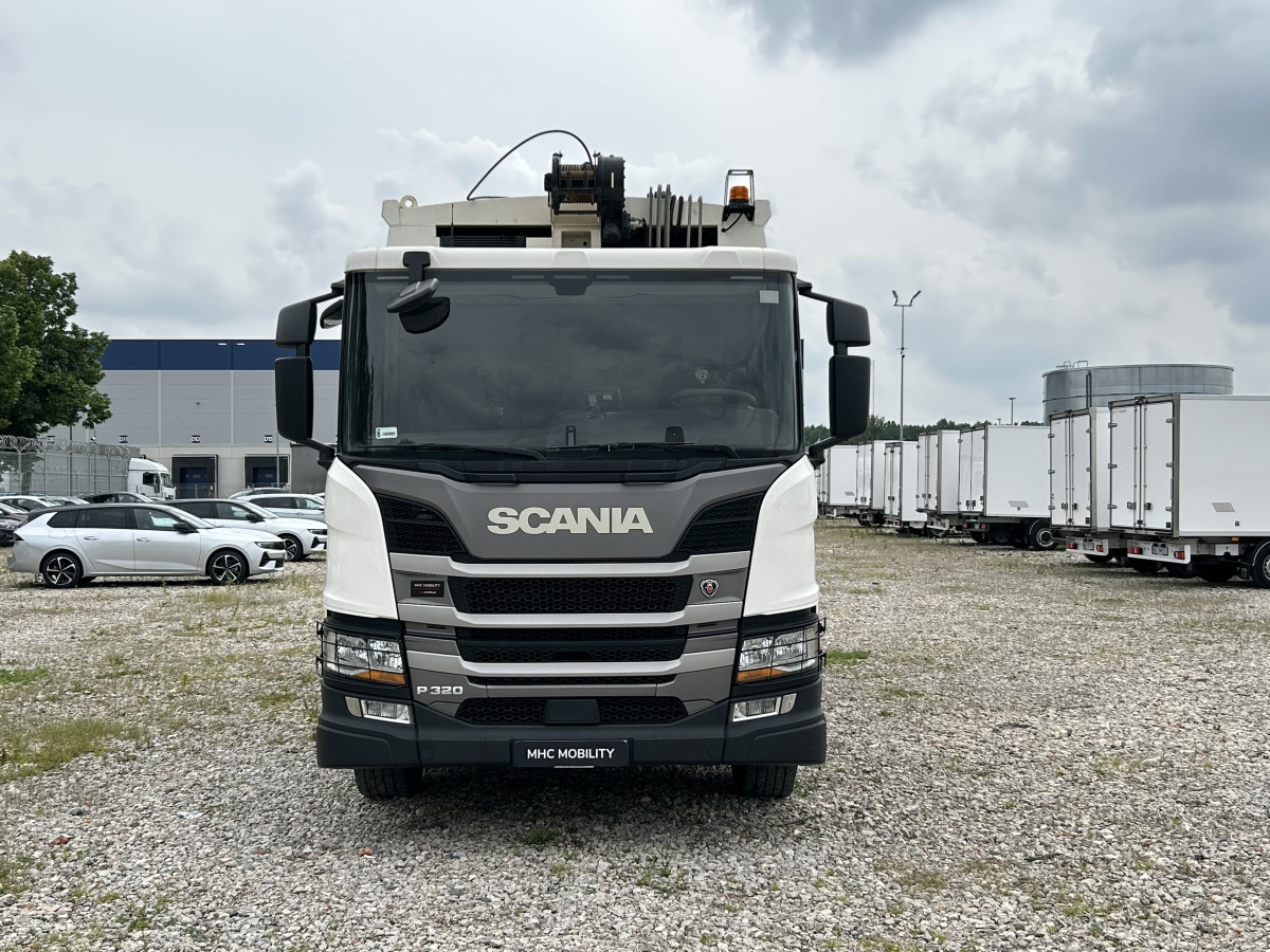 SCANIA P 320 WYWÓZ ŚMIECI - Šiukšliavežis: foto 2 SCANIA P 320 WYWÓZ ŚMIECI - Šiukšliavežis: foto 2