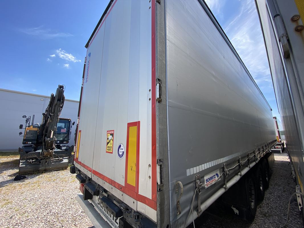SCHMITZ CARGOBULL SCB S3T FIRANA - Tentinė priekaba: foto 3 SCHMITZ CARGOBULL SCB S3T FIRANA - Tentinė priekaba: foto 3