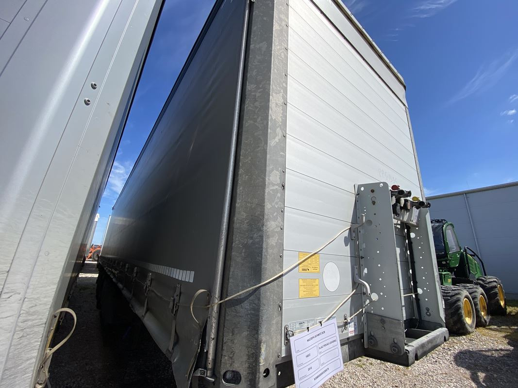 SCHMITZ CARGOBULL SCB S3T FIRANA - Tentinė priekaba: foto 4 SCHMITZ CARGOBULL SCB S3T FIRANA - Tentinė priekaba: foto 4