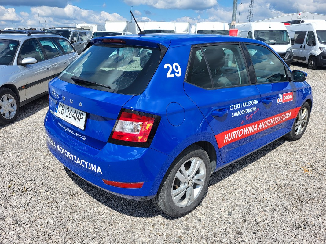SKODA FABIA HATCHBACK - Hečbekas: foto 4 SKODA FABIA HATCHBACK - Hečbekas: foto 4