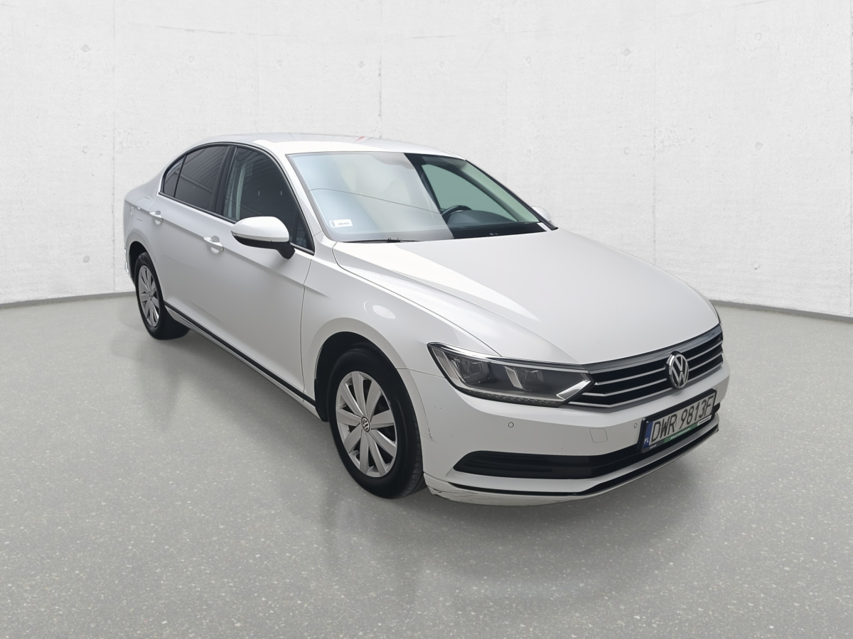 VOLKSWAGEN PASSAT SEDAN - Sedanas: foto 1 VOLKSWAGEN PASSAT SEDAN - Sedanas: foto 1