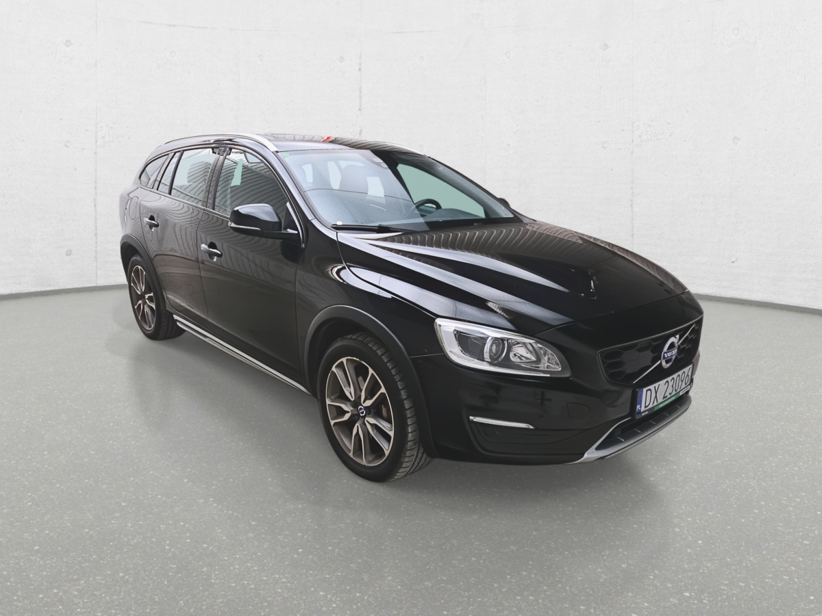 VOLVO V60 CROSS COUNTRY KOMBI - Lengvasis automobilis: foto 2 VOLVO V60 CROSS COUNTRY KOMBI - Lengvasis automobilis: foto 2