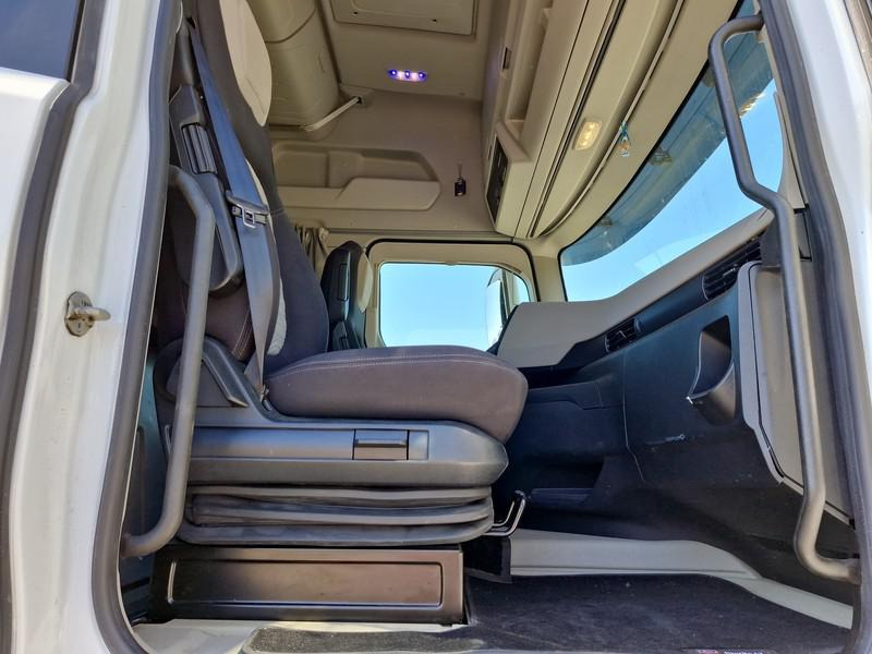 FORD F-MAX CIĄGNIK SIODŁOWY - Vilkikas: foto 4 FORD F-MAX CIĄGNIK SIODŁOWY - Vilkikas: foto 4