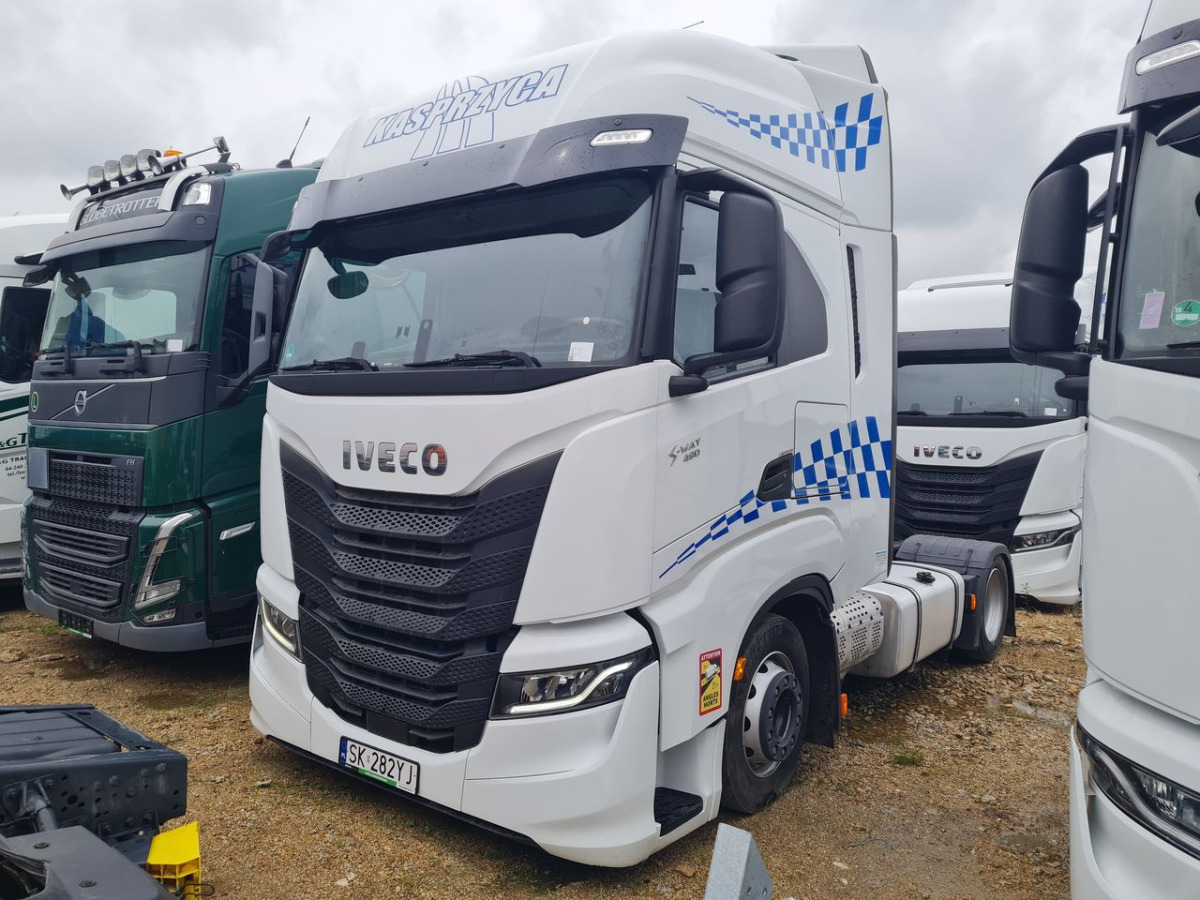 IVECO AS440ST/FP LT CIĄGNIK SIODŁOWY - Vilkikas: foto 2 IVECO AS440ST/FP LT CIĄGNIK SIODŁOWY - Vilkikas: foto 2