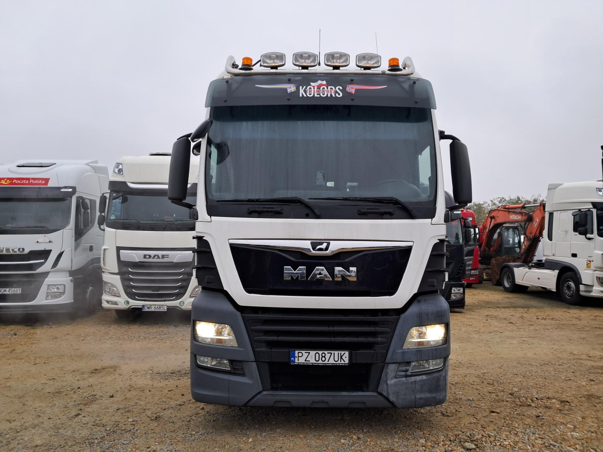 MAN TGX CIĄGNIK SIODŁOWY - Vilkikas: foto 3 MAN TGX CIĄGNIK SIODŁOWY - Vilkikas: foto 3