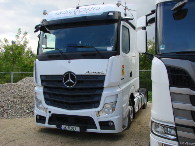 MERCEDES BENZ ACTROS CIĄGNIK SIODŁOWY - Vilkikas: foto 2 MERCEDES BENZ ACTROS CIĄGNIK SIODŁOWY - Vilkikas: foto 2