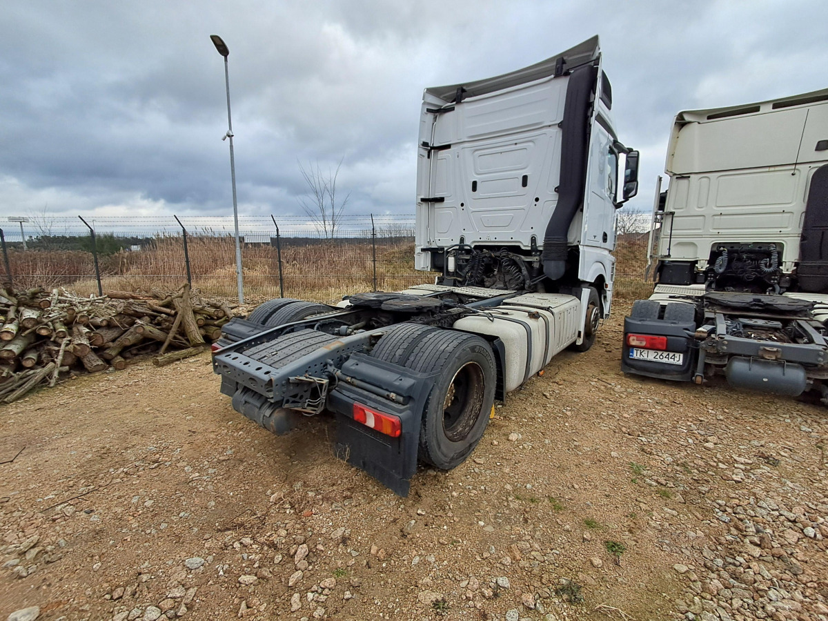 MERCEDES BENZ ACTROS CIĄGNIK SIODŁOWY - Vilkikas: foto 3 MERCEDES BENZ ACTROS CIĄGNIK SIODŁOWY - Vilkikas: foto 3