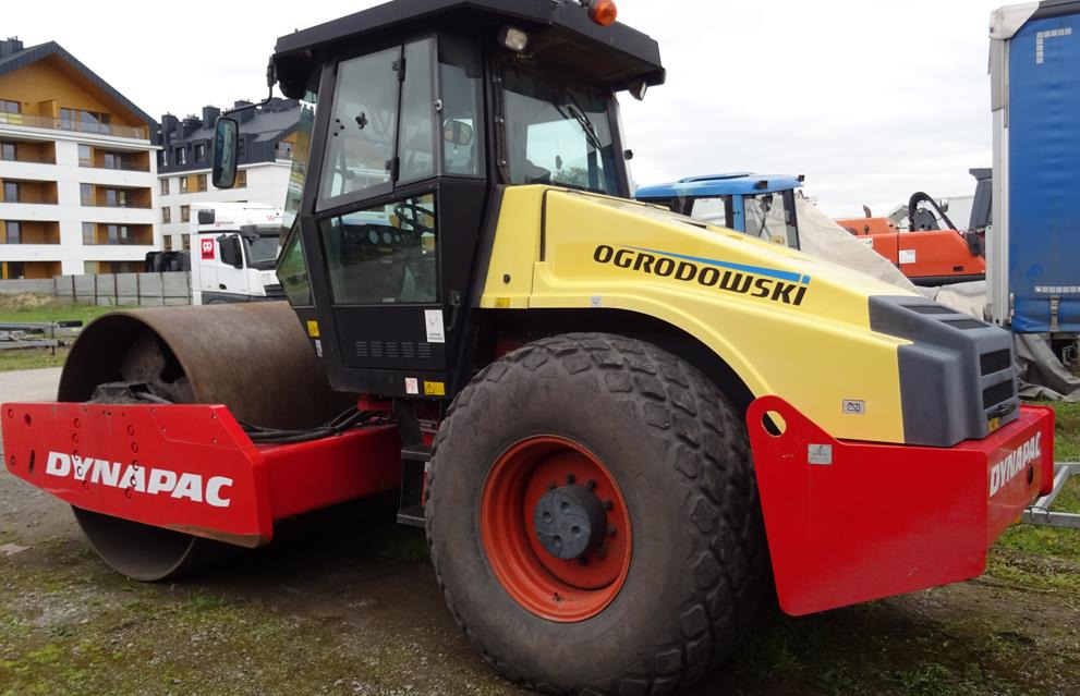 Walec DYNAPAC CA 302D 2011 - 3393 mth - CE - 15,9t - Volas: foto 3 Walec DYNAPAC CA 302D 2011 - 3393 mth - CE - 15,9t - Volas: foto 3