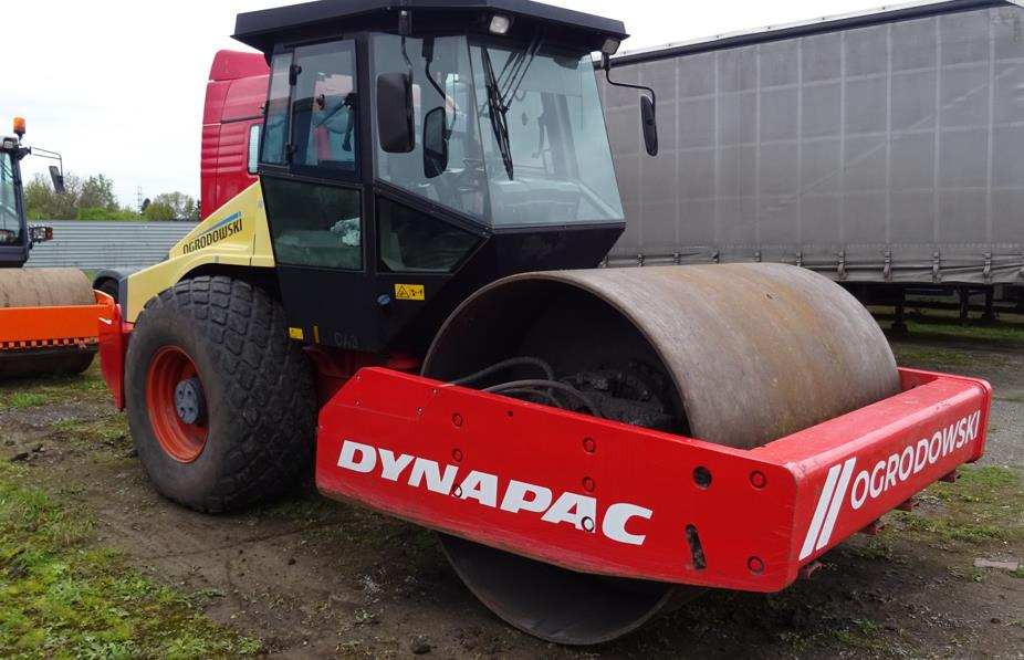 Walec DYNAPAC CA 302D 2011 - 3393 mth - CE - 15,9t - Volas: foto 1 Walec DYNAPAC CA 302D 2011 - 3393 mth - CE - 15,9t - Volas: foto 1