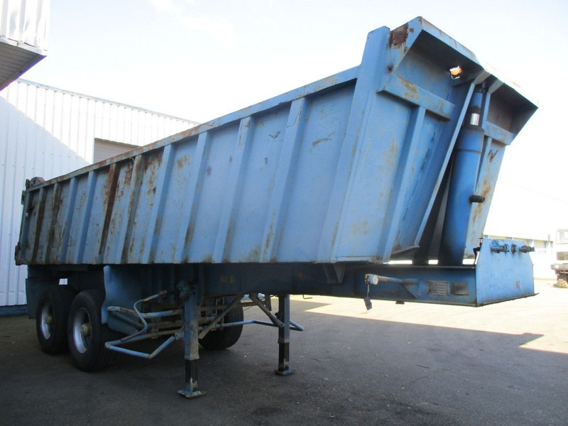 Fruehauf 2 Axle , Steel Tipper , Drum brakes, Spring suspension - Savivartis puspriekabė: foto 4 Fruehauf 2 Axle , Steel Tipper , Drum brakes, Spring suspension - Savivartis puspriekabė: foto 4