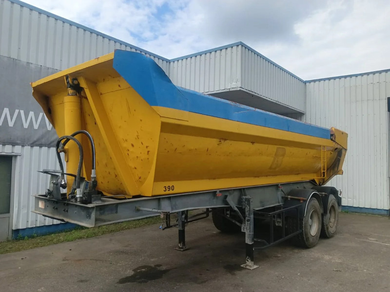 General Trailer 2 Axle Steel Tipper , Spring Suspension , Drum Brakes - Savivartis puspriekabė: foto 1 General Trailer 2 Axle Steel Tipper , Spring Suspension , Drum Brakes - Savivartis puspriekabė: foto 1