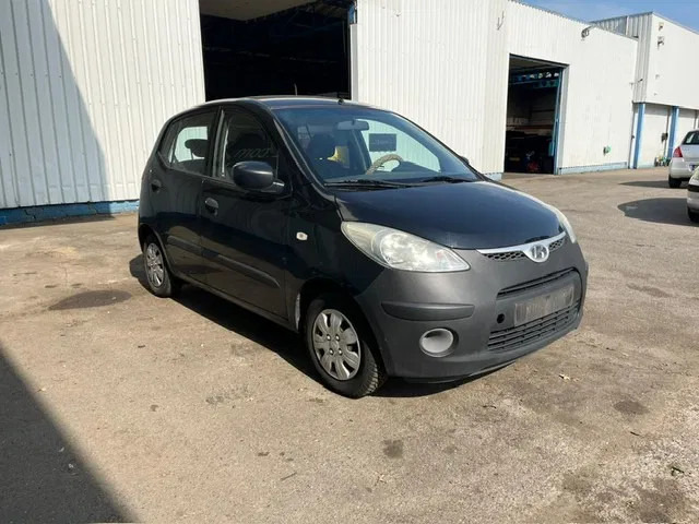 Hyundai i10 ,1.1 , 5 doors , Belgium Regestration - Hečbekas: foto 4 Hyundai i10 ,1.1 , 5 doors , Belgium Regestration - Hečbekas: foto 4