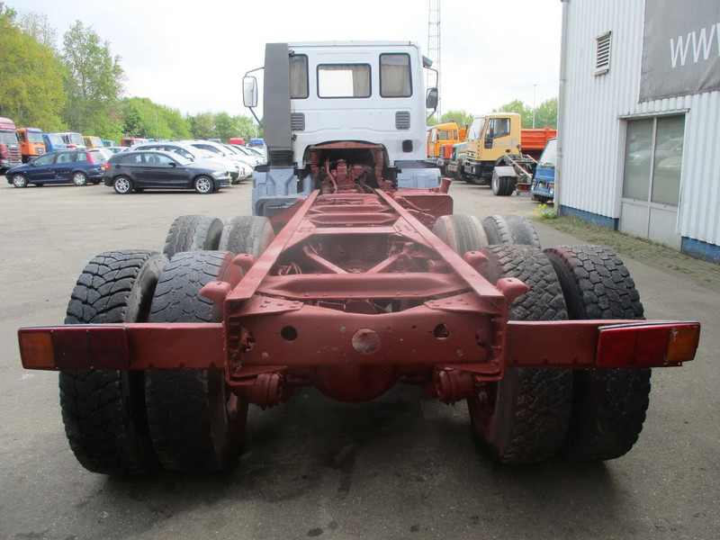 Važiuoklės sunkvežimis Iveco Eurotrakker 260 E 34 , Manual , 6x4 , Euro 2: foto 7