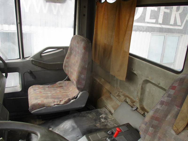 Važiuoklės sunkvežimis Iveco Eurotrakker 260 E 34 , Manual , 6x4 , Euro 2: foto 10