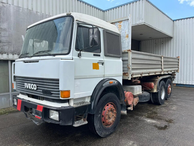 Iveco Turbostar 190-38 , 6x2 , V8 Watercooling , 3 Way Tipper , Spring Suspension , Manual - Savivartis sunkvežimis: foto 4 Iveco Turbostar 190-38 , 6x2 , V8 Watercooling , 3 Way Tipper , Spring Suspension , Manual - Savivartis sunkvežimis: foto 4