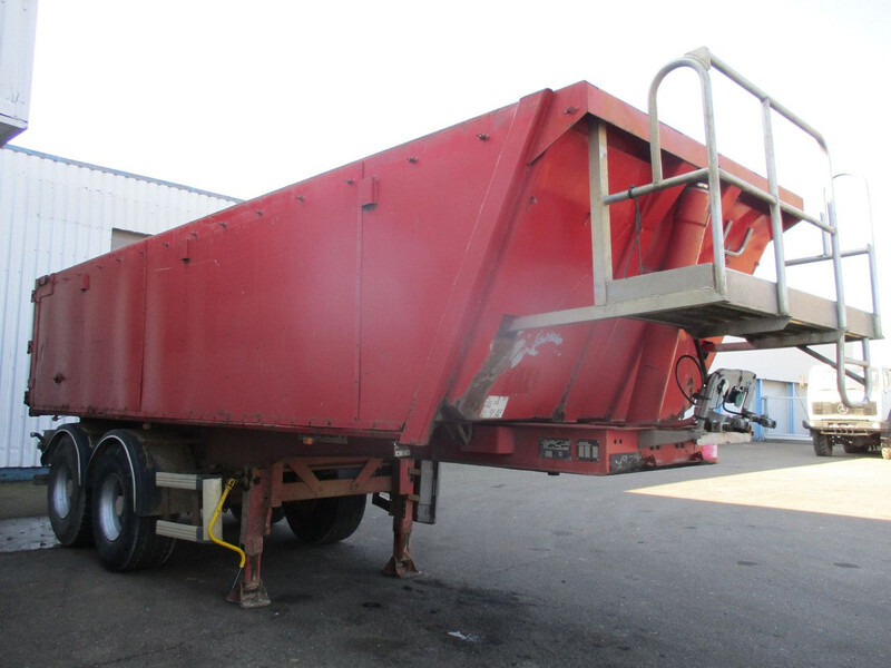 Kaiser 2x Gigant Axles , Steel tipper trailer , Drum Brakes, Spring Suspension - Savivartis puspriekabė: foto 4 Kaiser 2x Gigant Axles , Steel tipper trailer , Drum Brakes, Spring Suspension - Savivartis puspriekabė: foto 4