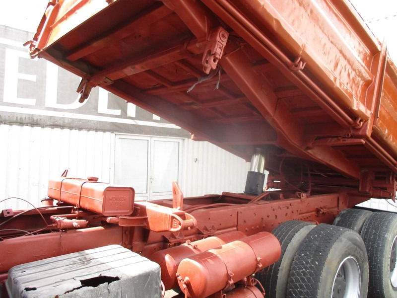 Savivartis sunkvežimis MAN 26.321 6x4 , 3 way tipper , ZF Manual , Spring suspension: foto 10 Savivartis sunkvežimis MAN 26.321 6x4 , 3 way tipper , ZF Manual , Spring suspension: foto 10