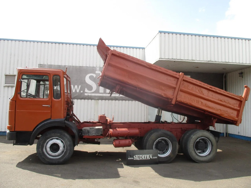MAN 26.321 6x4 , 3 way tipper , ZF Manual , Spring suspension - Savivartis sunkvežimis: foto 2 MAN 26.321 6x4 , 3 way tipper , ZF Manual , Spring suspension - Savivartis sunkvežimis: foto 2